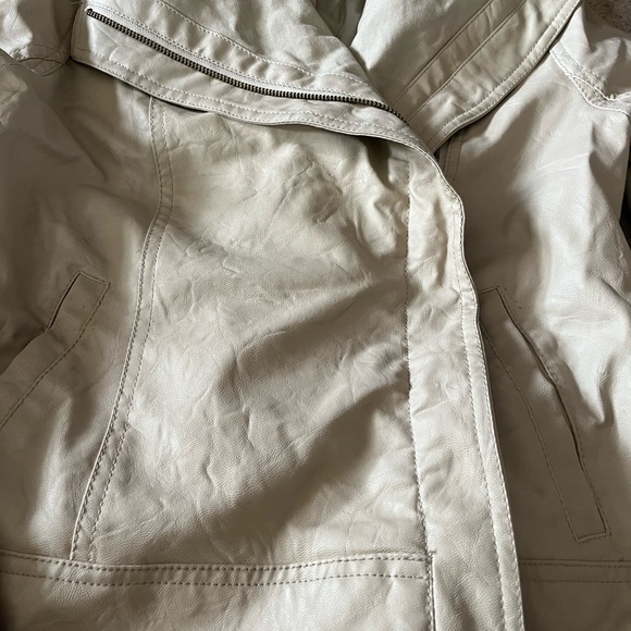 JACK Jacket - Picture 9 of 9